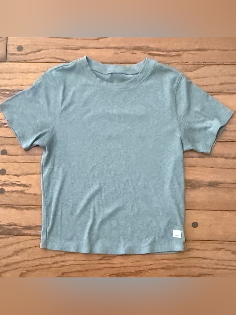 Vuori Pose Fitted Tee - Women's Performance Stretch T-Shirt in
Heather Gray Sz L
